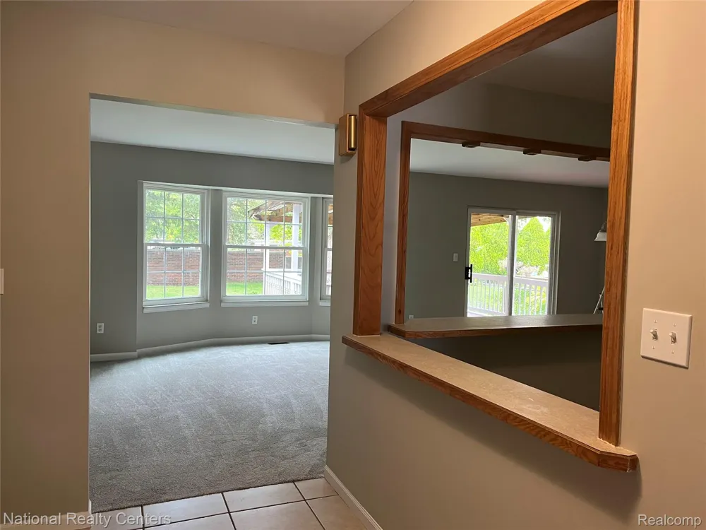45162 Forest Trail Drive Canton Charter Township, MI 48187
