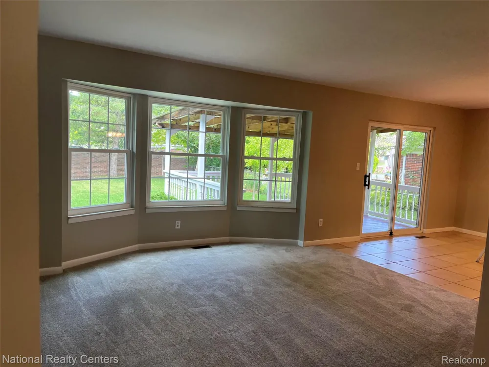 45162 Forest Trail Drive Canton Charter Township, MI 48187