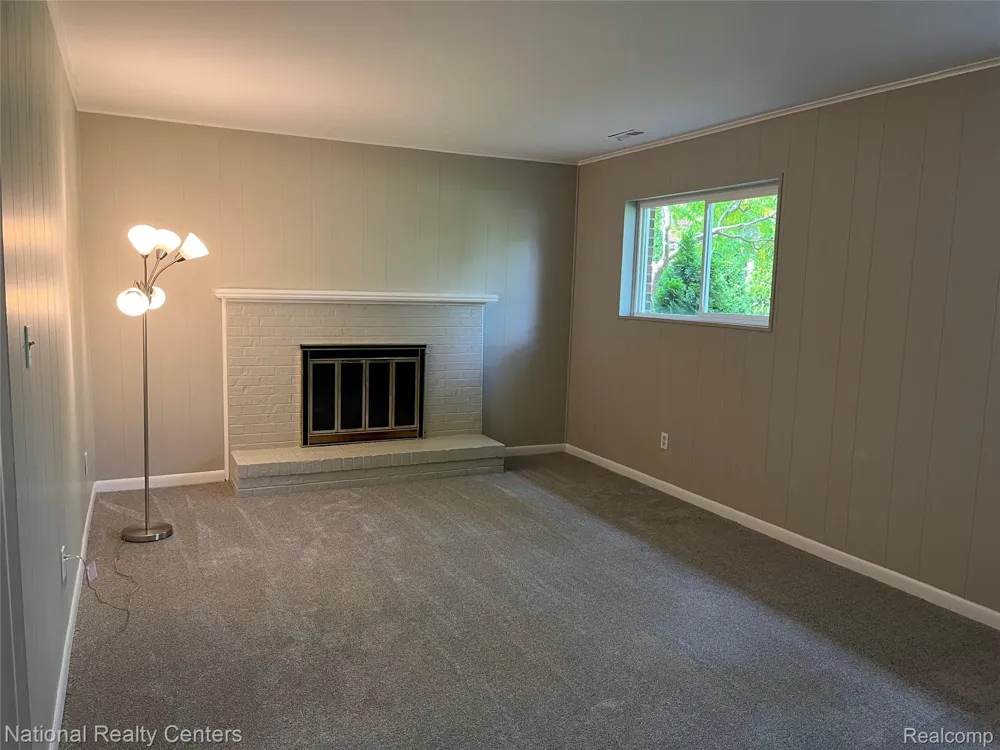 45162 Forest Trail Drive Canton Charter Township, MI 48187