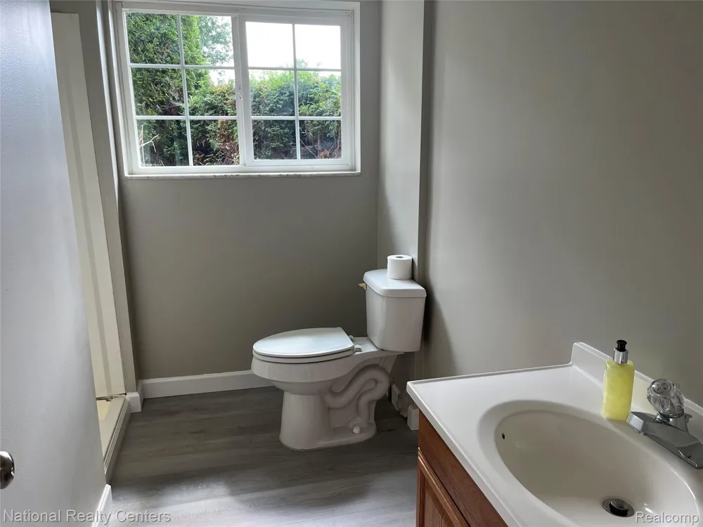 45162 Forest Trail Drive Canton Charter Township, MI 48187