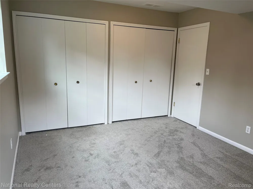 45162 Forest Trail Drive Canton Charter Township, MI 48187