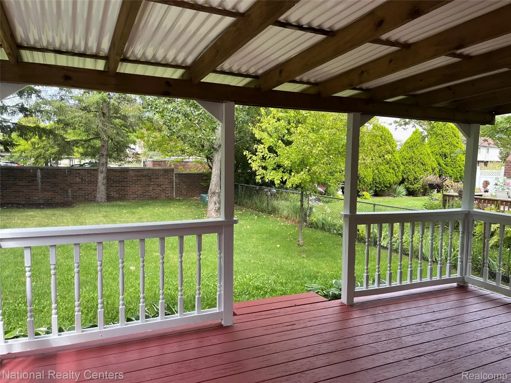 45162 Forest Trail Drive Canton Charter Township, MI 48187