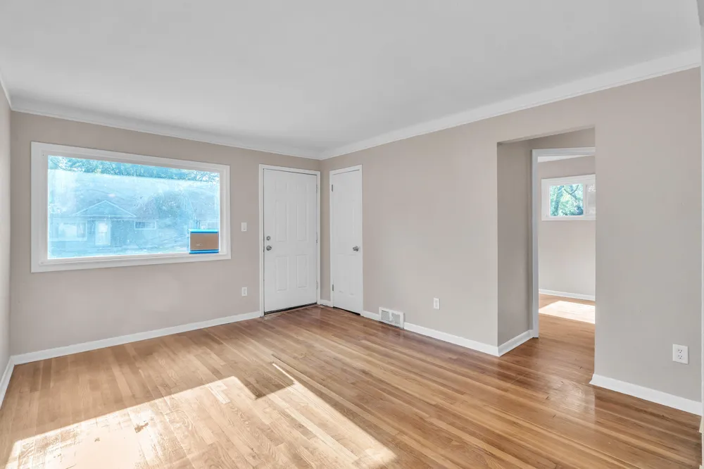 18491 Brady Redford Charter Township, MI 48240