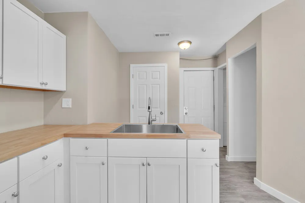 18491 Brady Redford Charter Township, MI 48240