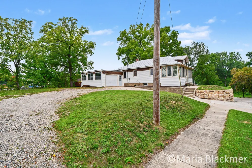 447 Baldie Street Ionia City, MI 48846
