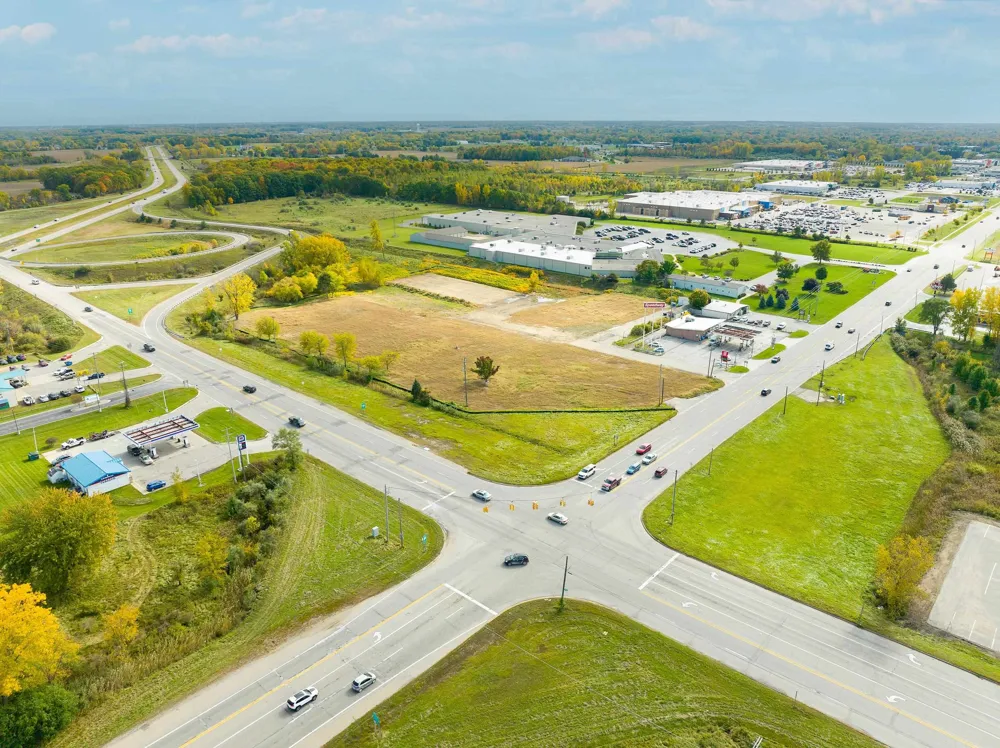 7900 Alger Road Pine River Township, MI 48801