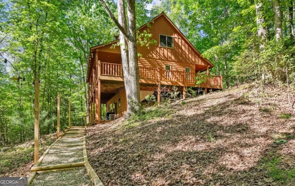 2239 Dean Mountain RD Cleveland, GA 30528