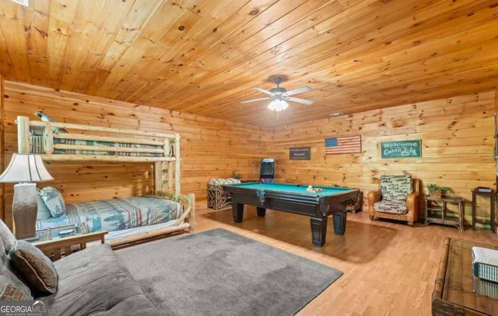 2239 Dean Mountain RD Cleveland, GA 30528