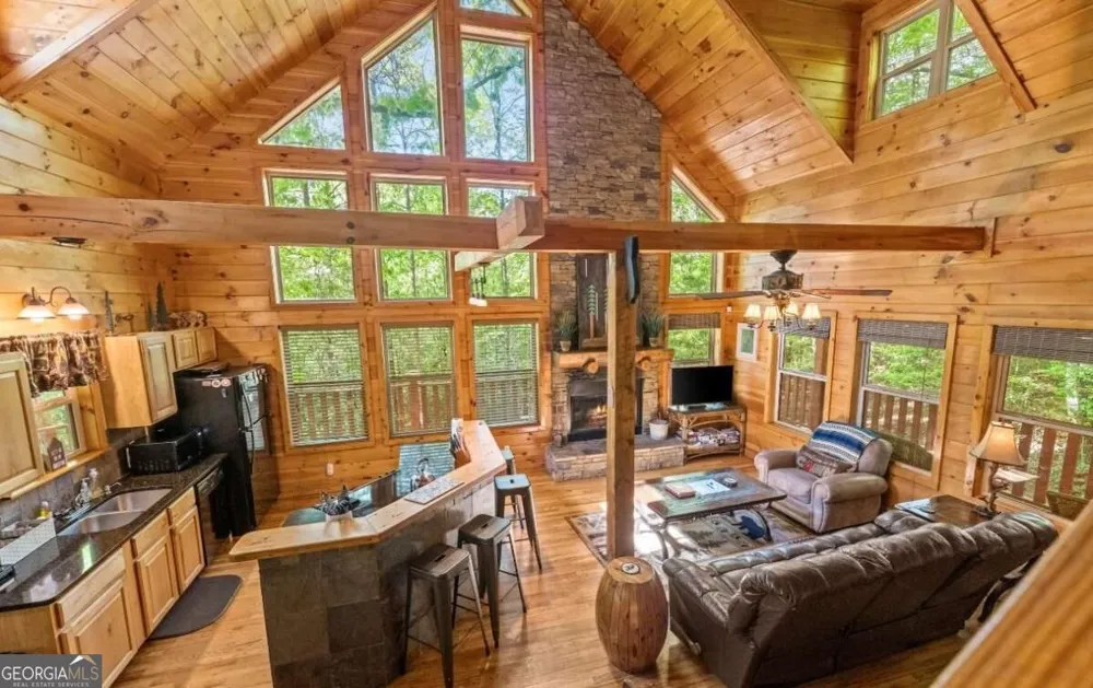 2239 Dean Mountain RD Cleveland, GA 30528