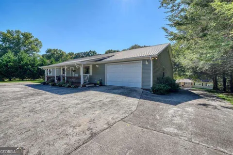 161&177 Butterfly LN