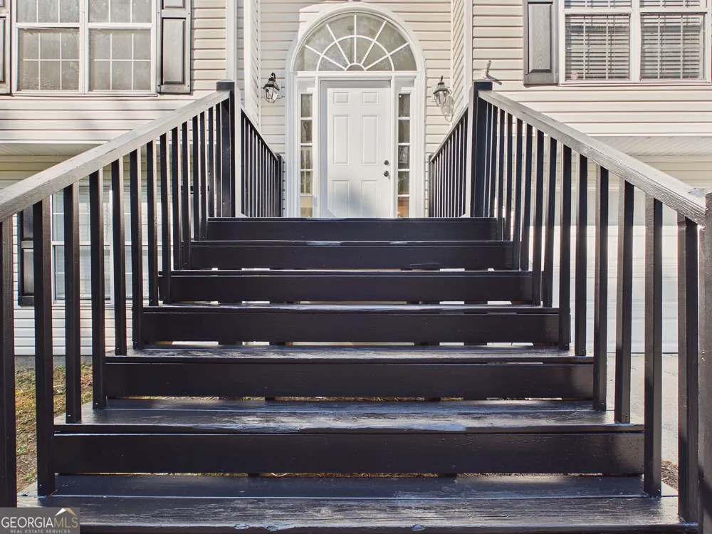 75 Lauren Overlook Newnan, GA 30263