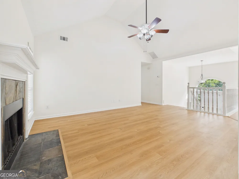 75 Lauren Overlook Newnan, GA 30263