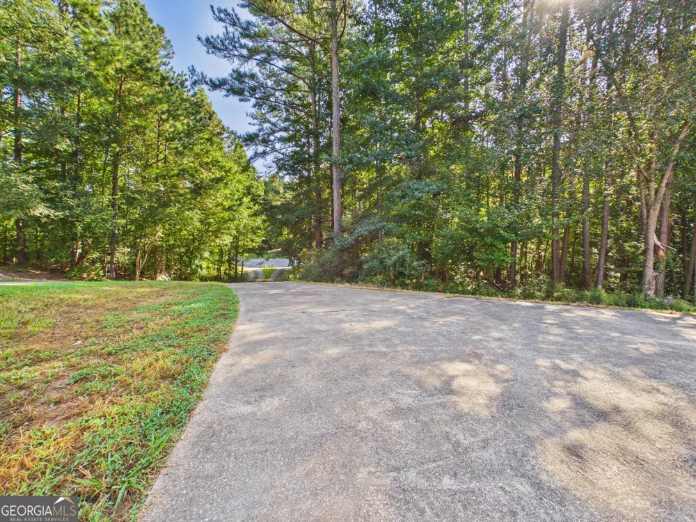 75 Lauren Overlook Newnan, GA 30263