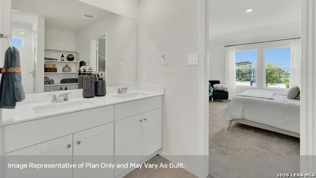 712 PECCARY PLACE Seguin, TX 78155