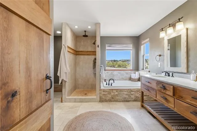 7289 S Ireland Way Centennial, CO 80016