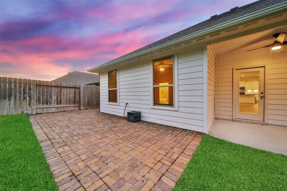 1008 Youth Water Road Montgomery, TX 77316