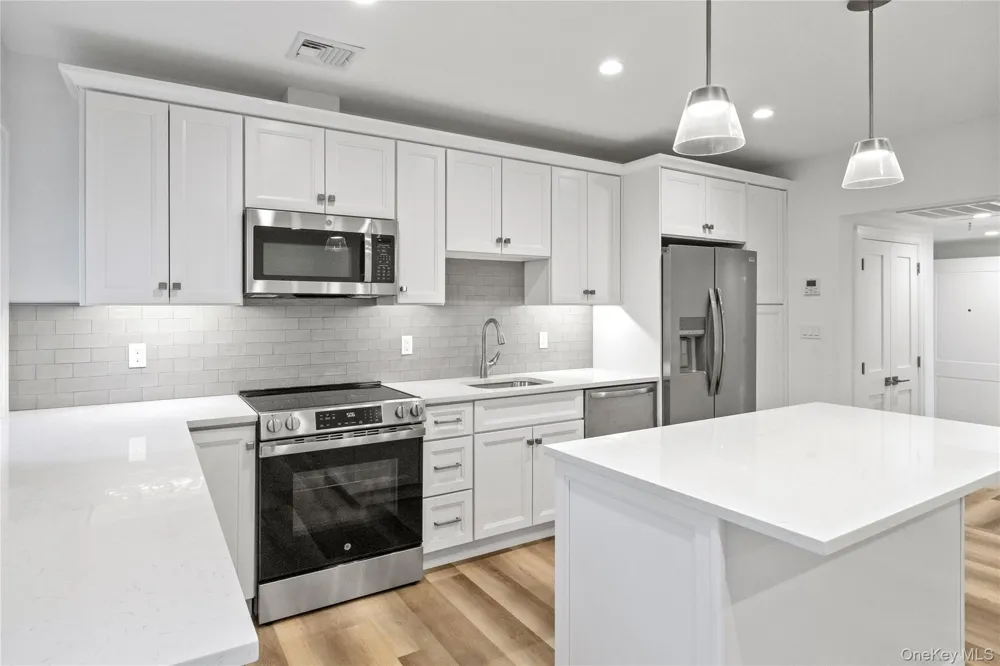 71 W Main Street #2A Oyster Bay, NY 11771