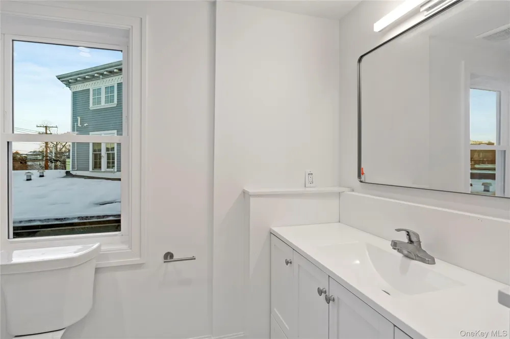 71 W Main Street #2A Oyster Bay, NY 11771