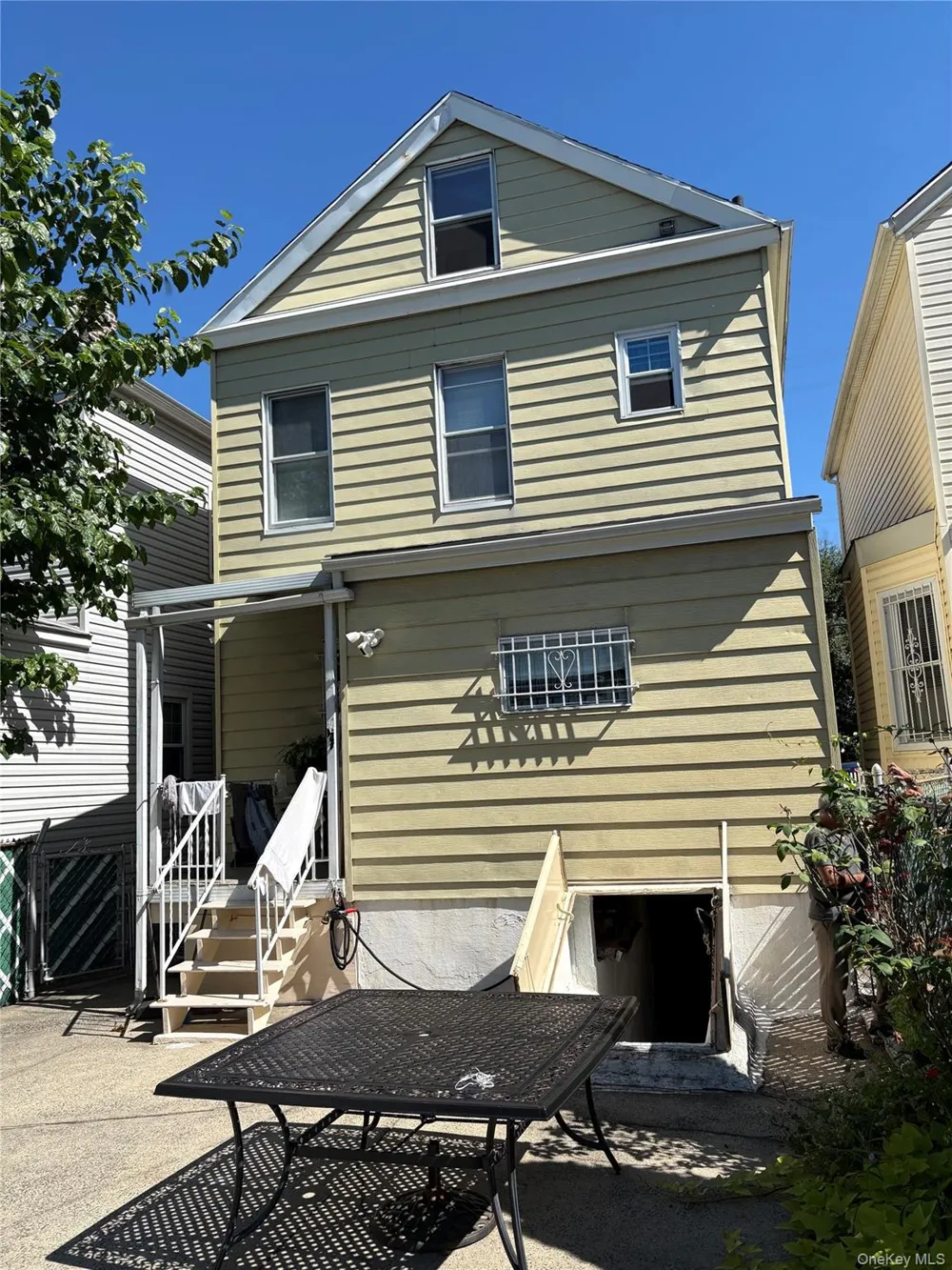 168 Winfred Avenue Yonkers, NY 10704