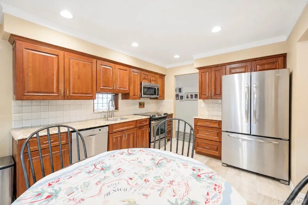 35 Sanford Street Huntington Station, NY 11746