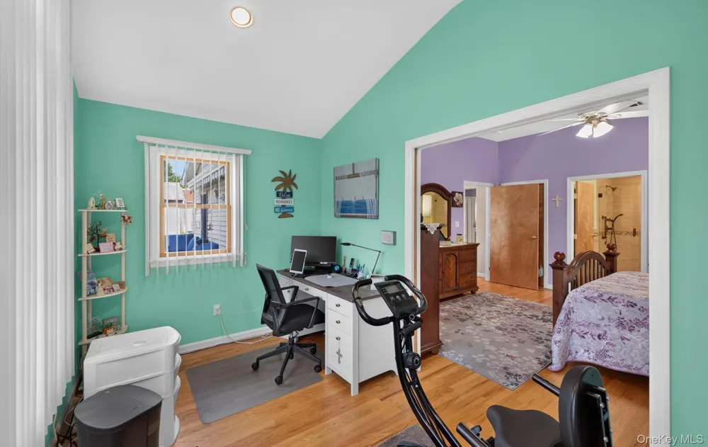 154 Park Lane Massapequa, NY 11758
