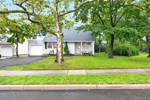 50 Commander Avenue