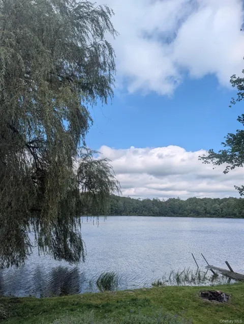 89 Beaver Lake Road
