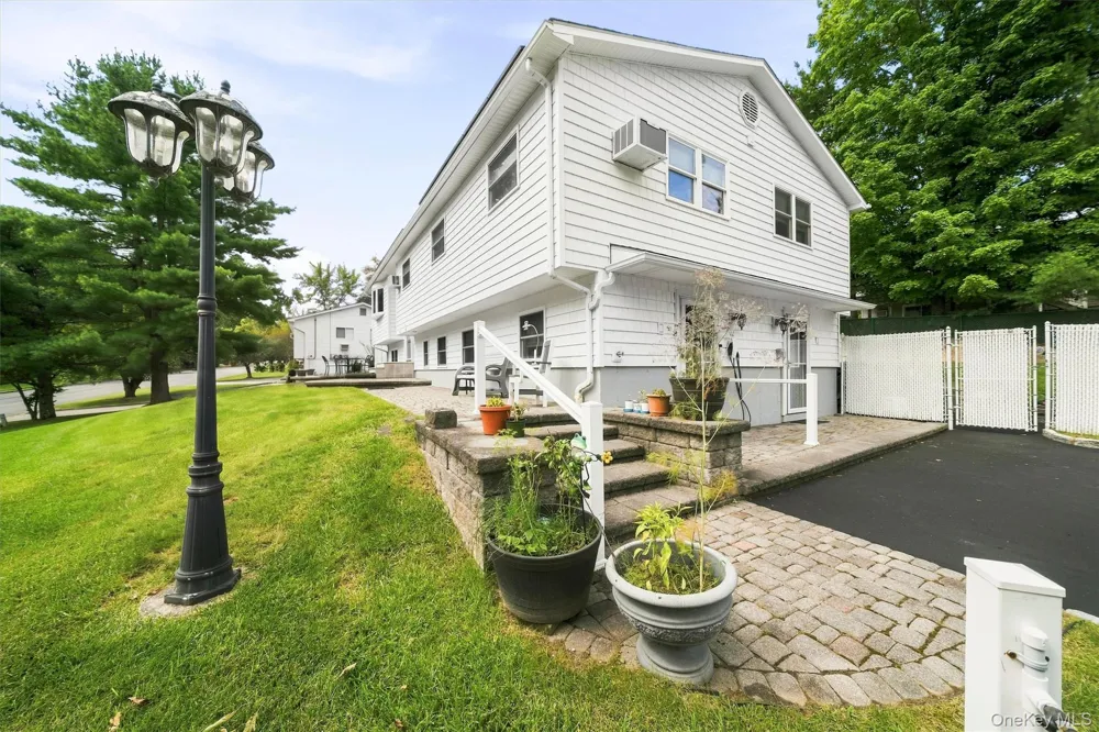 2 Harvest Hill Lane Middletown, NY 10940