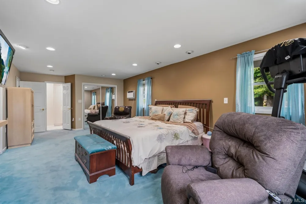 2 Harvest Hill Lane Middletown, NY 10940