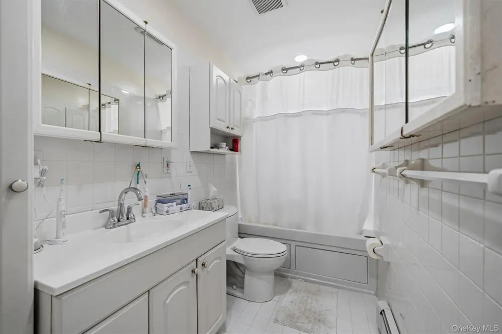 2 Harvest Hill Lane Middletown, NY 10940