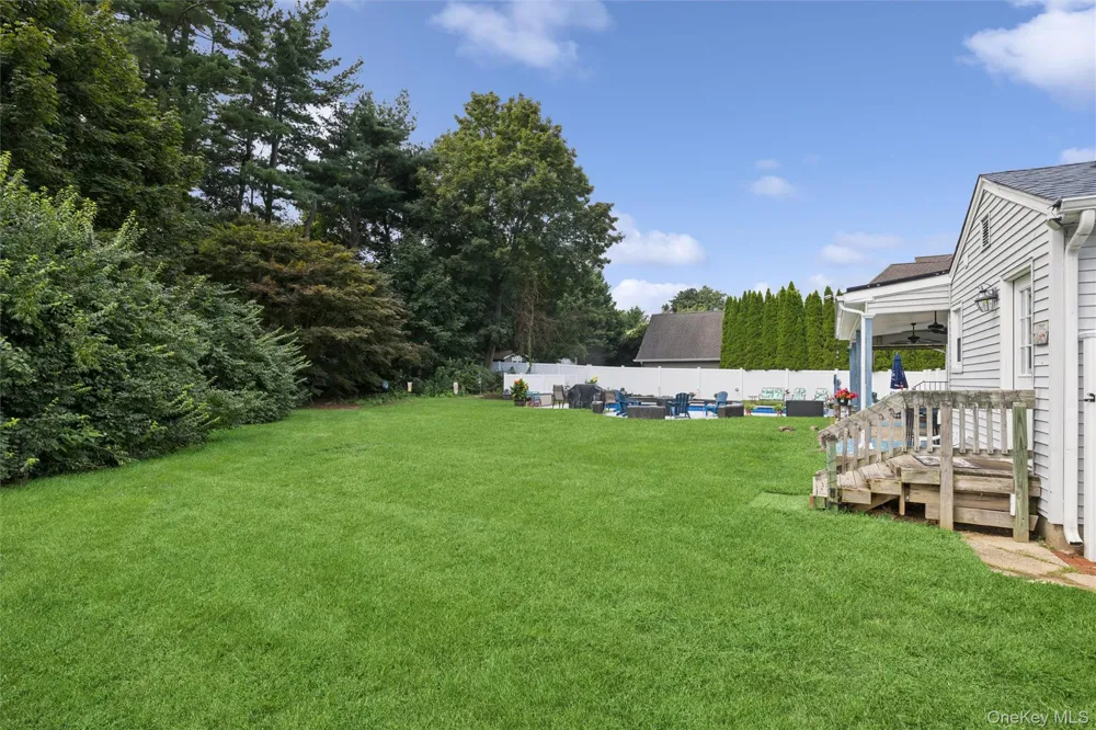 31 Ketay Drive East Northport, NY 11731