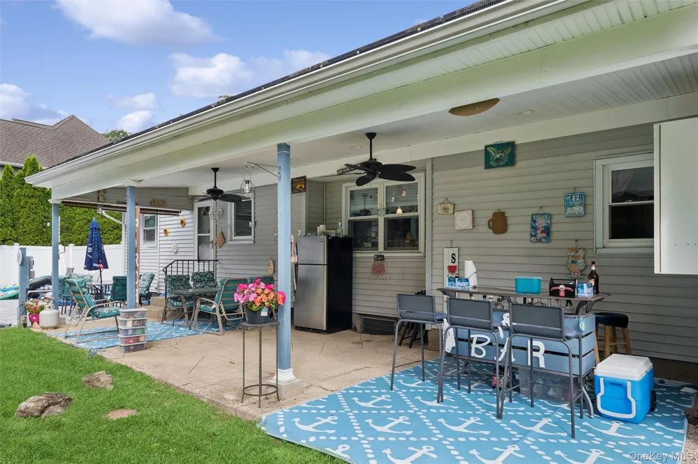 31 Ketay Drive East Northport, NY 11731
