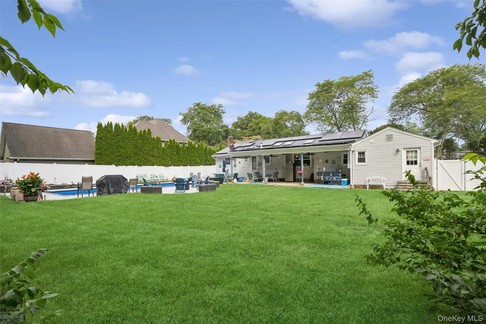 31 Ketay Drive East Northport, NY 11731
