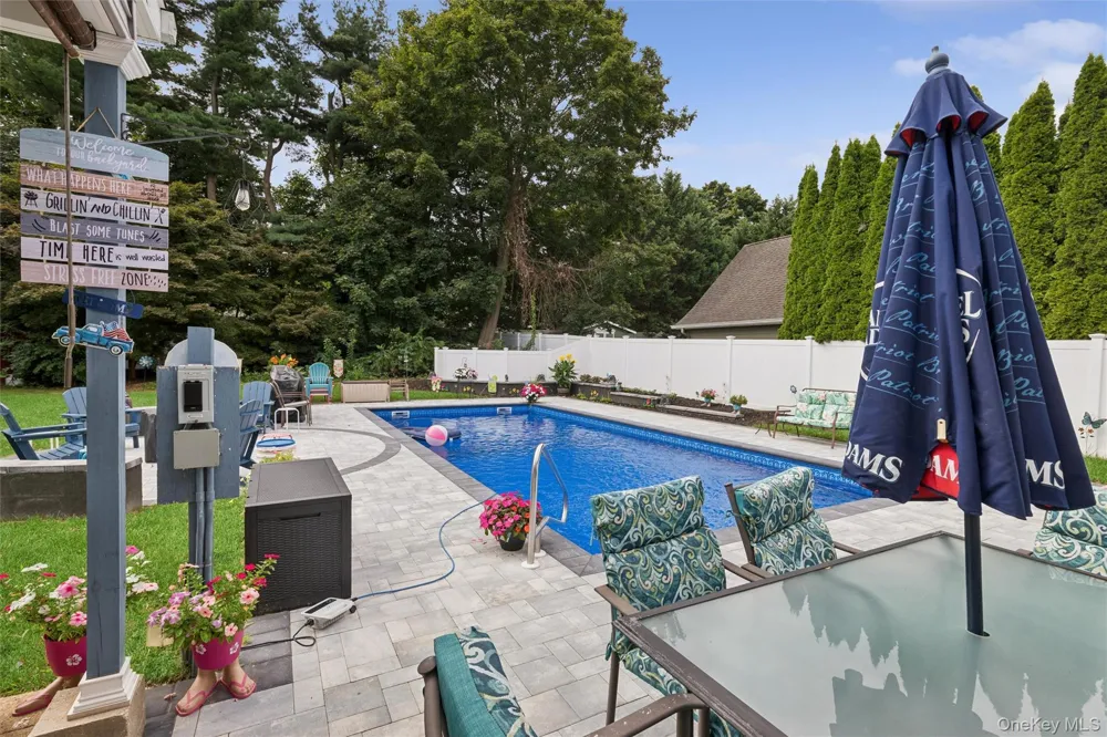 31 Ketay Drive East Northport, NY 11731