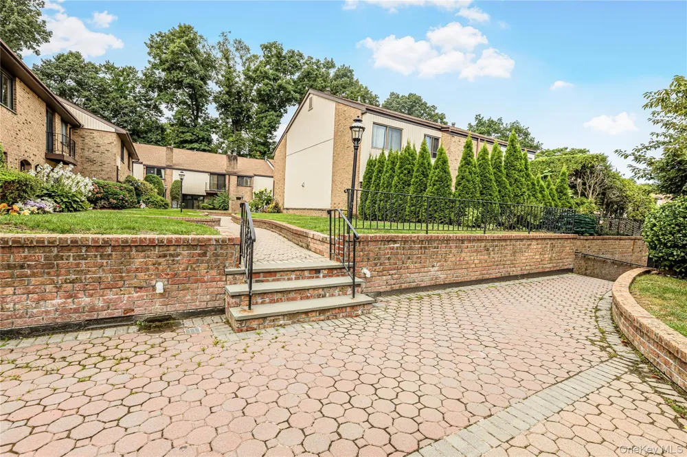 11 Jackson Avenue #27 Scarsdale, NY 10583
