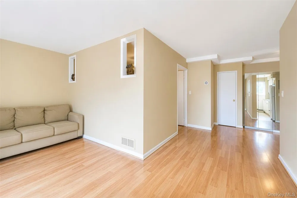 263 Newbridge Road Levittown, NY 11756