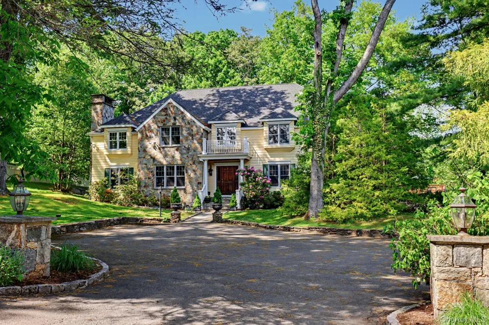 13 Lia Fail Way Greenwich, CT 06807