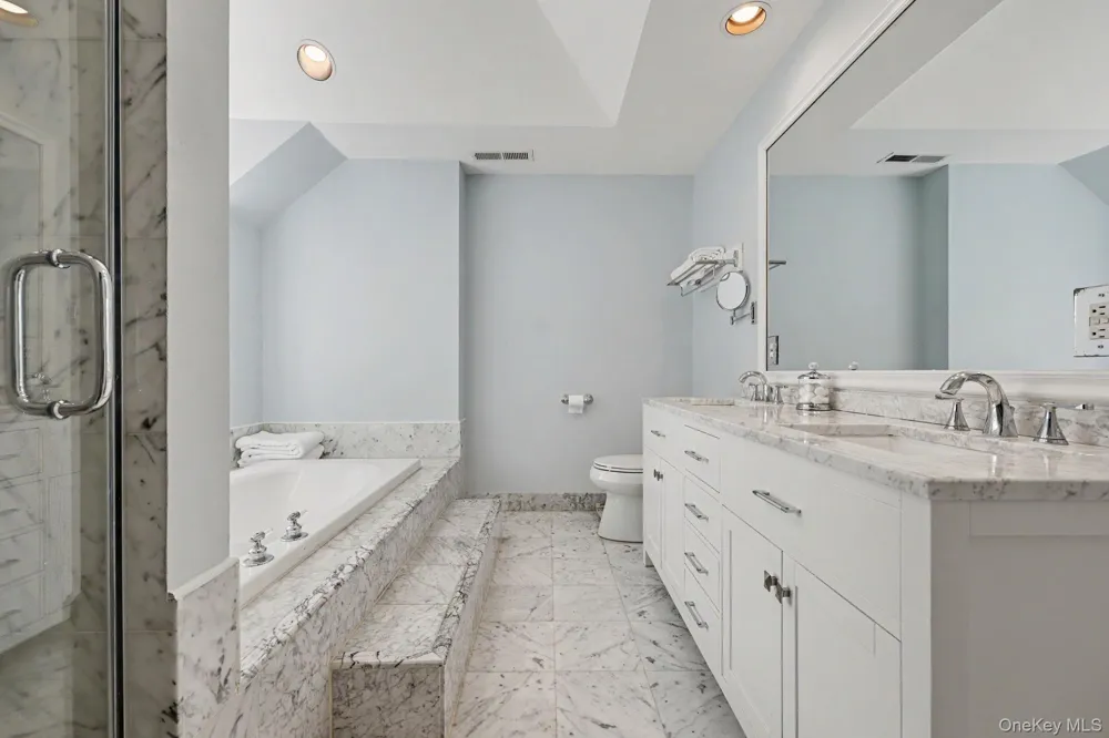 13 Lia Fail Way Greenwich, CT 06807