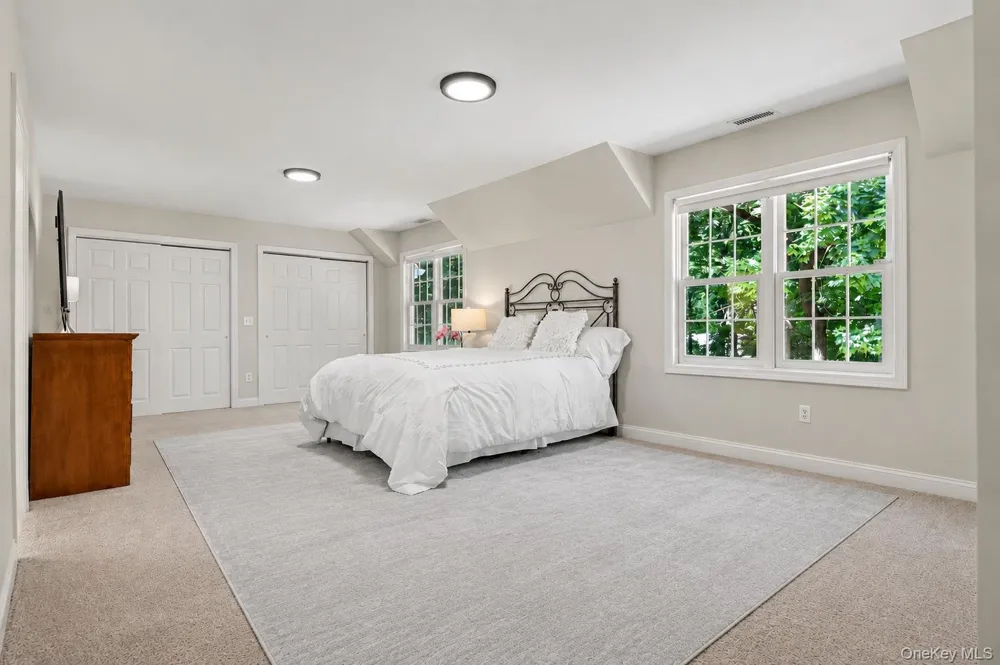 13 Lia Fail Way Greenwich, CT 06807