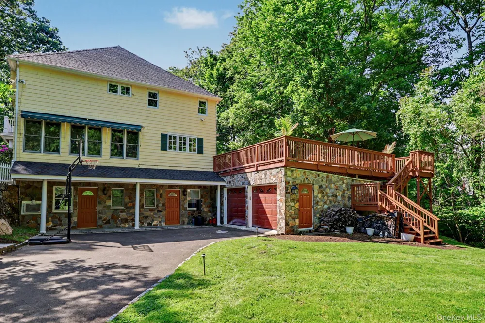 13 Lia Fail Way Greenwich, CT 06807