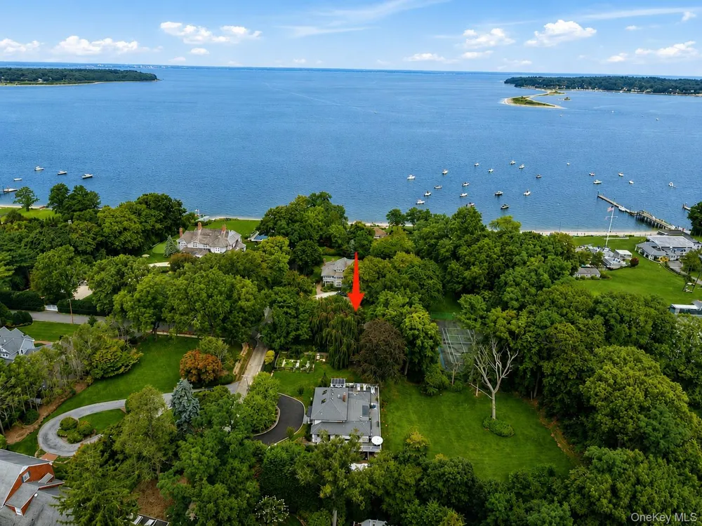 34 Locust Lane Huntington Bay, NY 11743