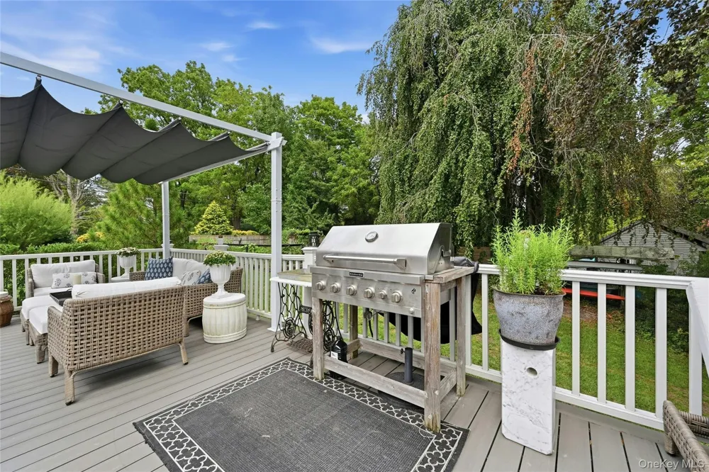 34 Locust Lane Huntington Bay, NY 11743