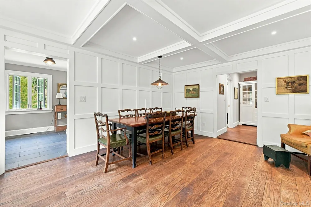 34 Locust Lane Huntington Bay, NY 11743