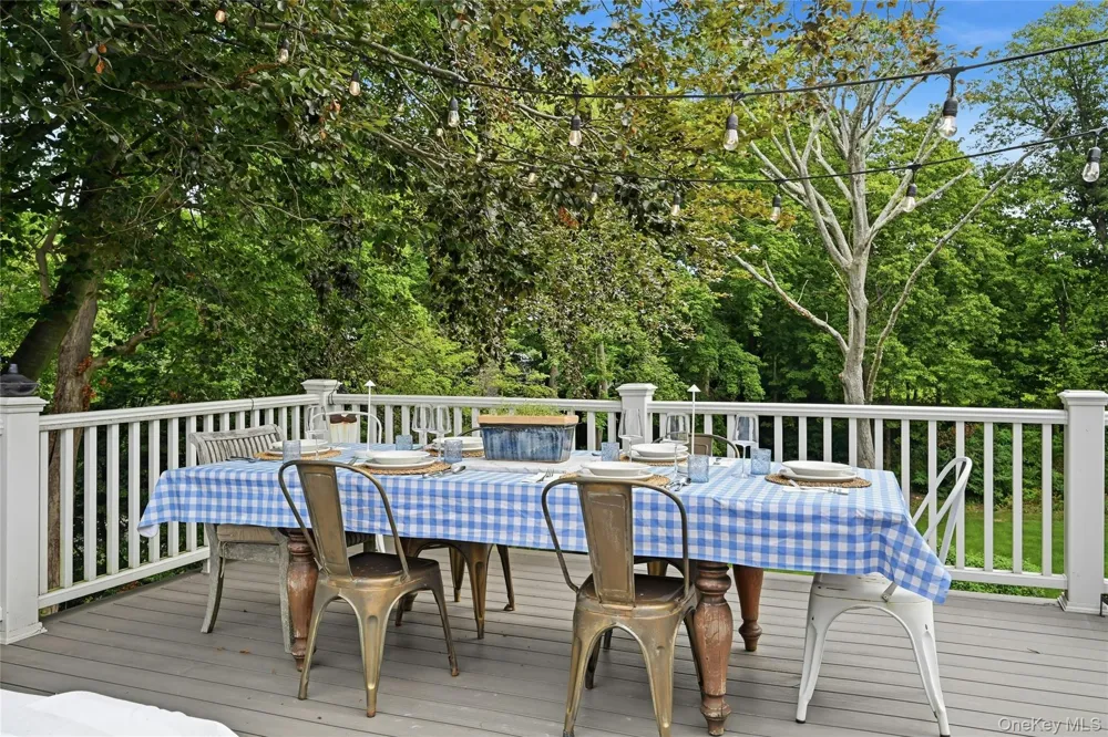 34 Locust Lane Huntington Bay, NY 11743