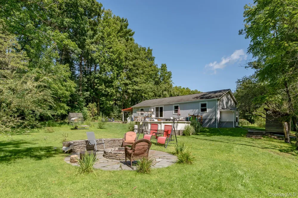 28 Buck Lane Saugerties, NY 12477