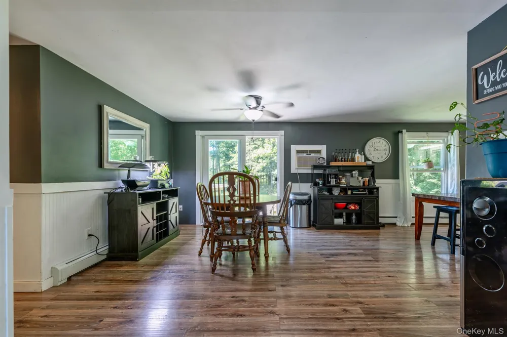 28 Buck Lane Saugerties, NY 12477