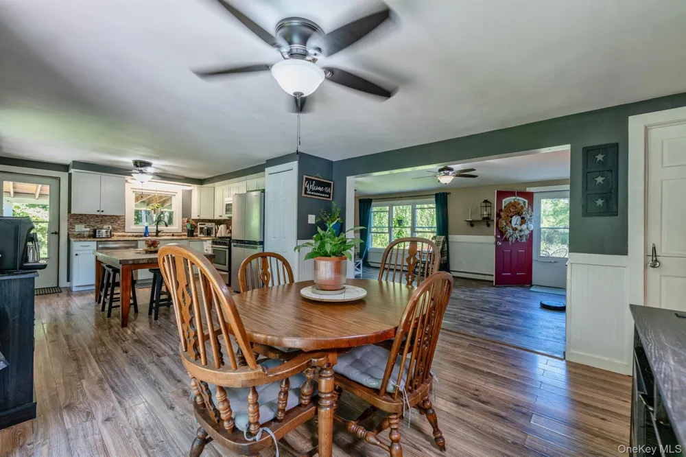 28 Buck Lane Saugerties, NY 12477