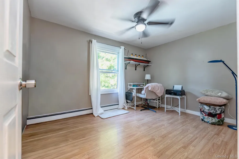 28 Buck Lane Saugerties, NY 12477