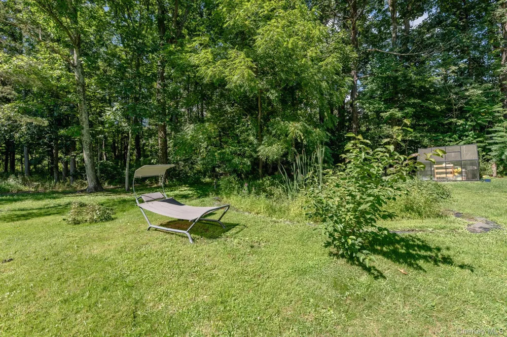 28 Buck Lane Saugerties, NY 12477