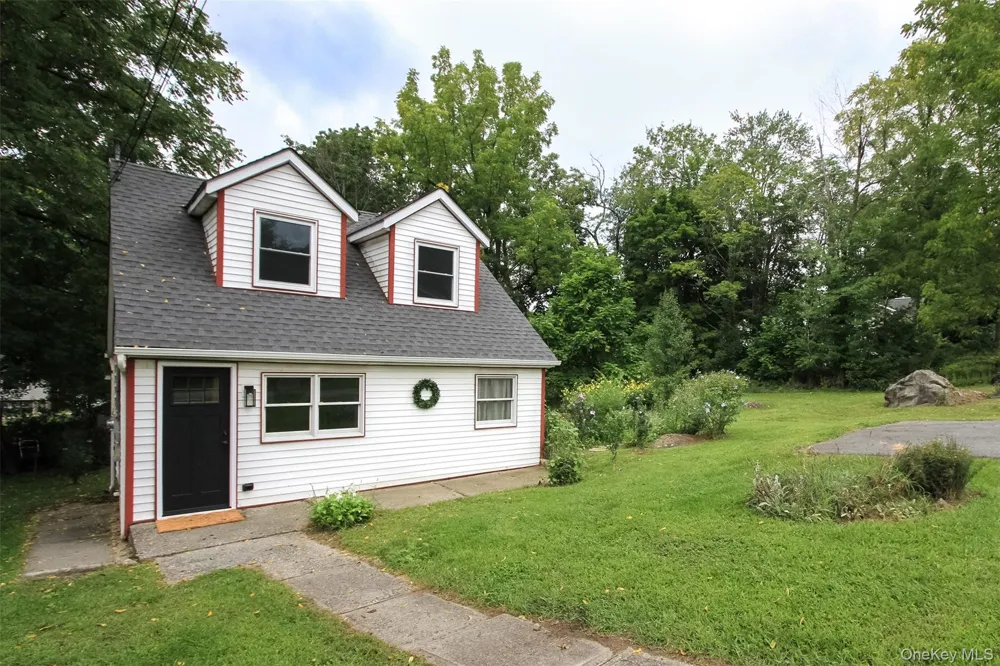 105 White Street Newburgh, NY 12550